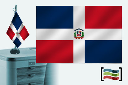Bandera de República Dominicana sobremesa bordada